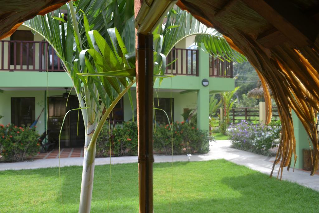 Mavi Surf Hotel Dominical Exteriér fotografie