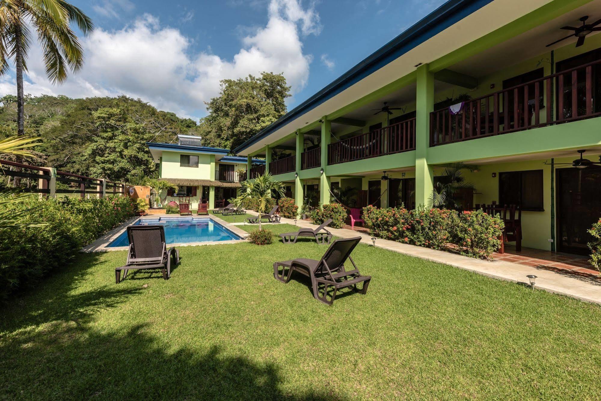 Mavi Surf Hotel Dominical Exteriér fotografie