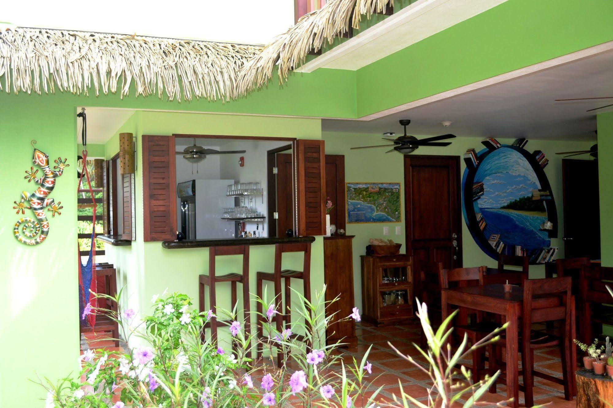 Mavi Surf Hotel Dominical Exteriér fotografie
